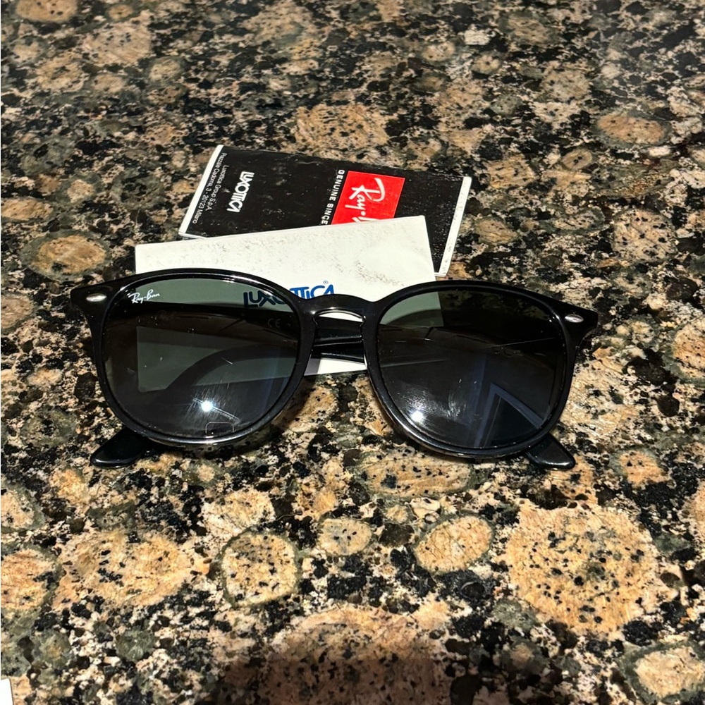 Rayban round sunglasses RB4259